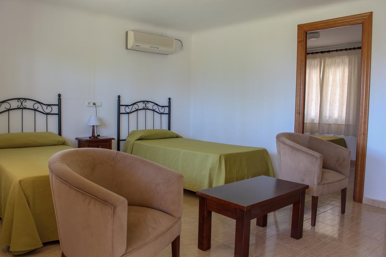 Hostal Esperanza Benajarafe Bagian luar foto