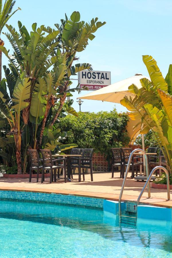 Hostal Esperanza Benajarafe Bagian luar foto